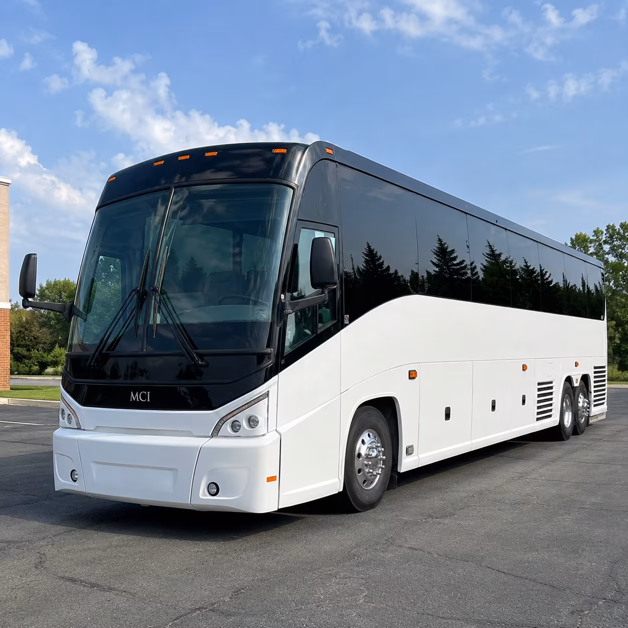 bus rental options for tuscaloosa trips