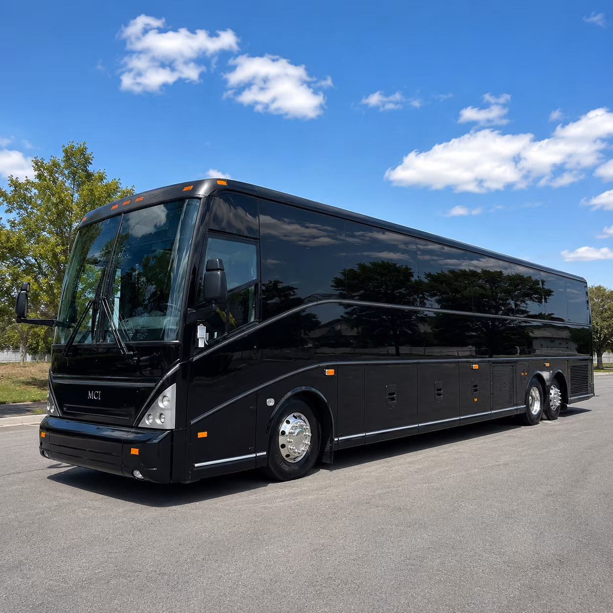 coca cola amphitheater runs from tuscaloosa the charter bus is the easy call
