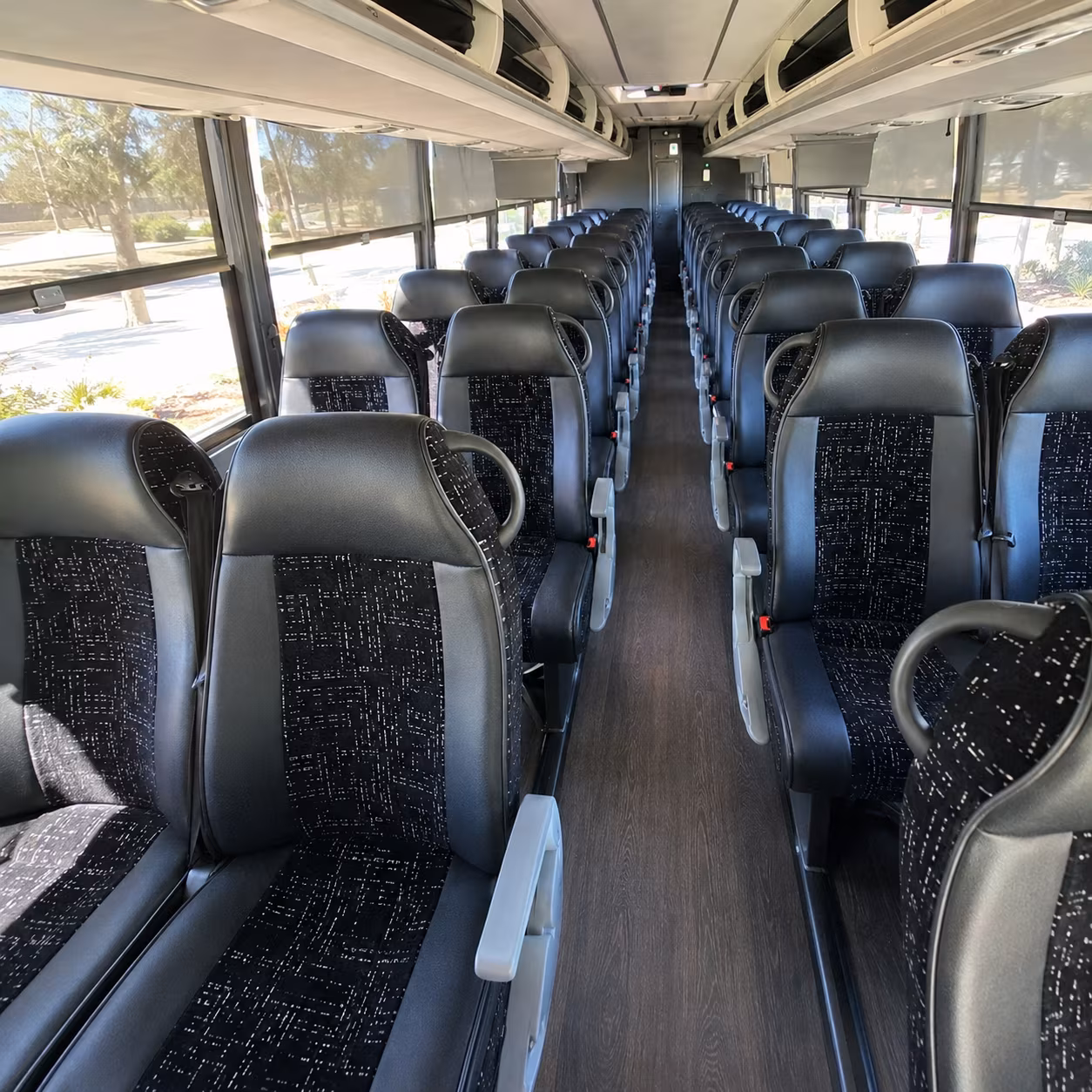 columbus long distance charter bus rentals in columbus
