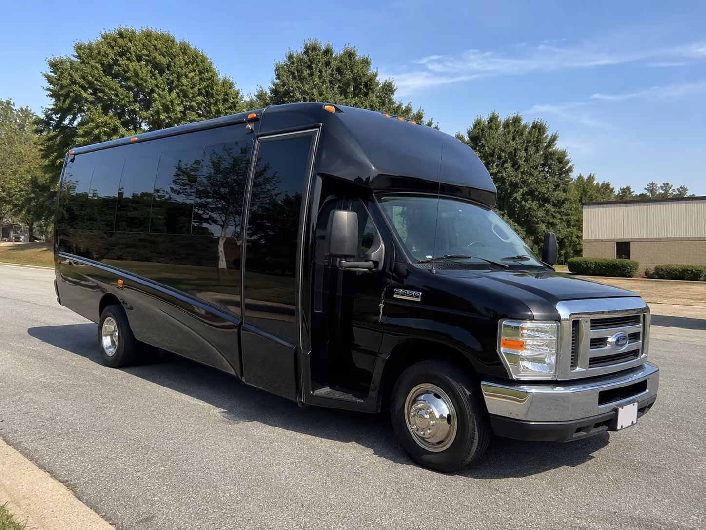 field trips to moundville and ua campus are easy with the right bus