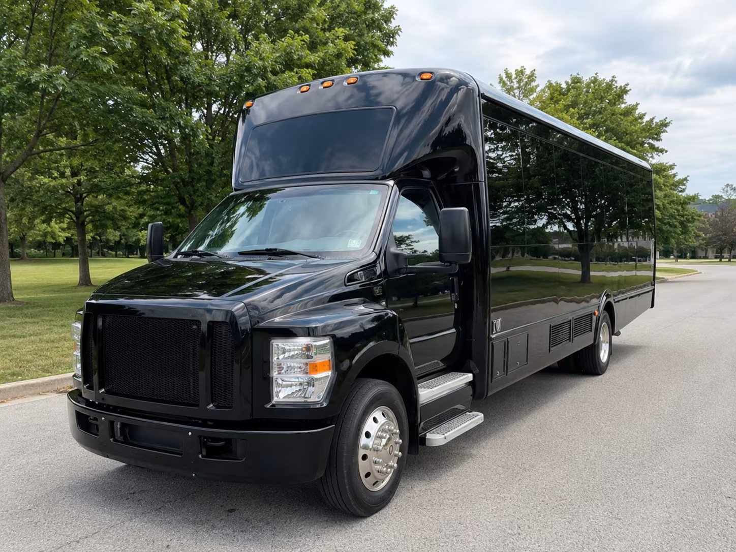 hattiesburg tuscaloosa charter buses