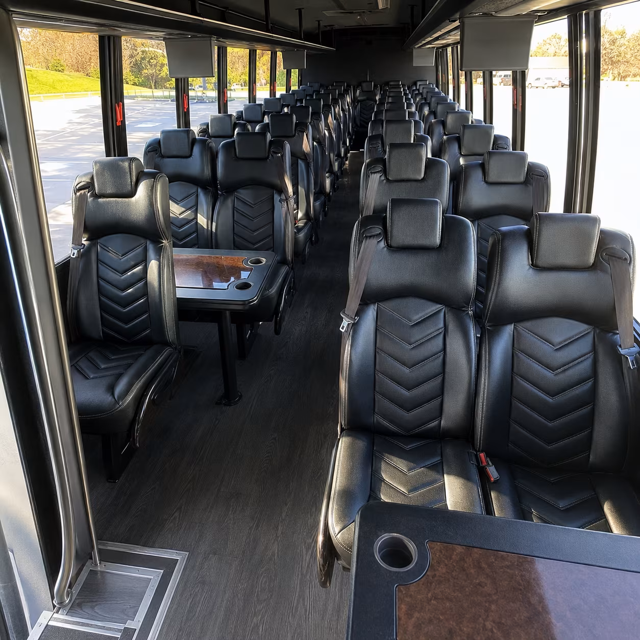 jackson tuscaloosa charter buses