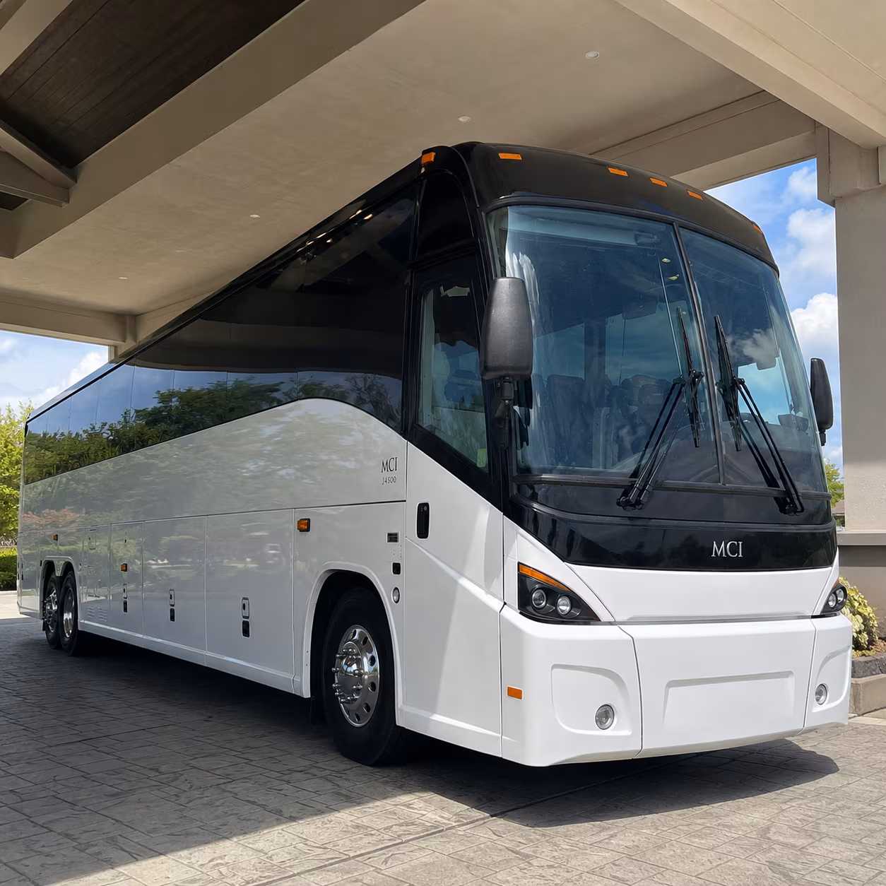 mobile corporate event charter bus rentals in mobile