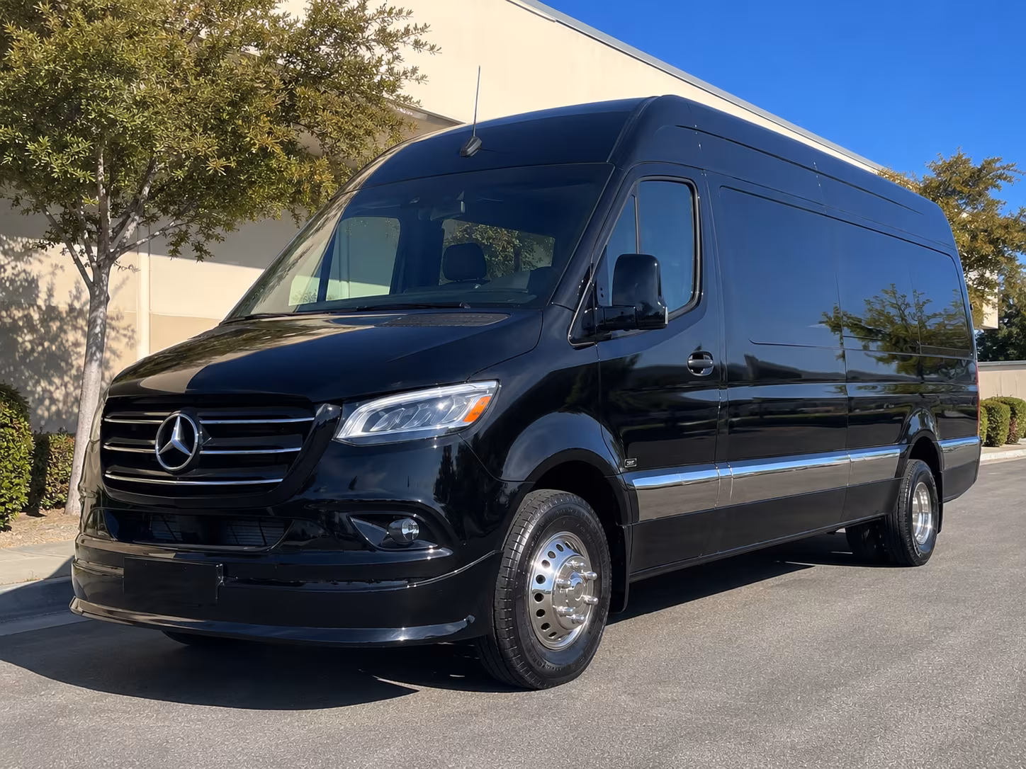 mobile employee shuttle services