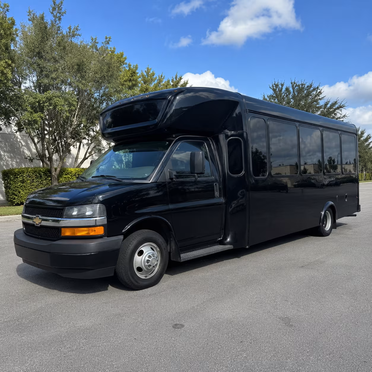 tuscaloosa brewery crawls deserve a party bus too