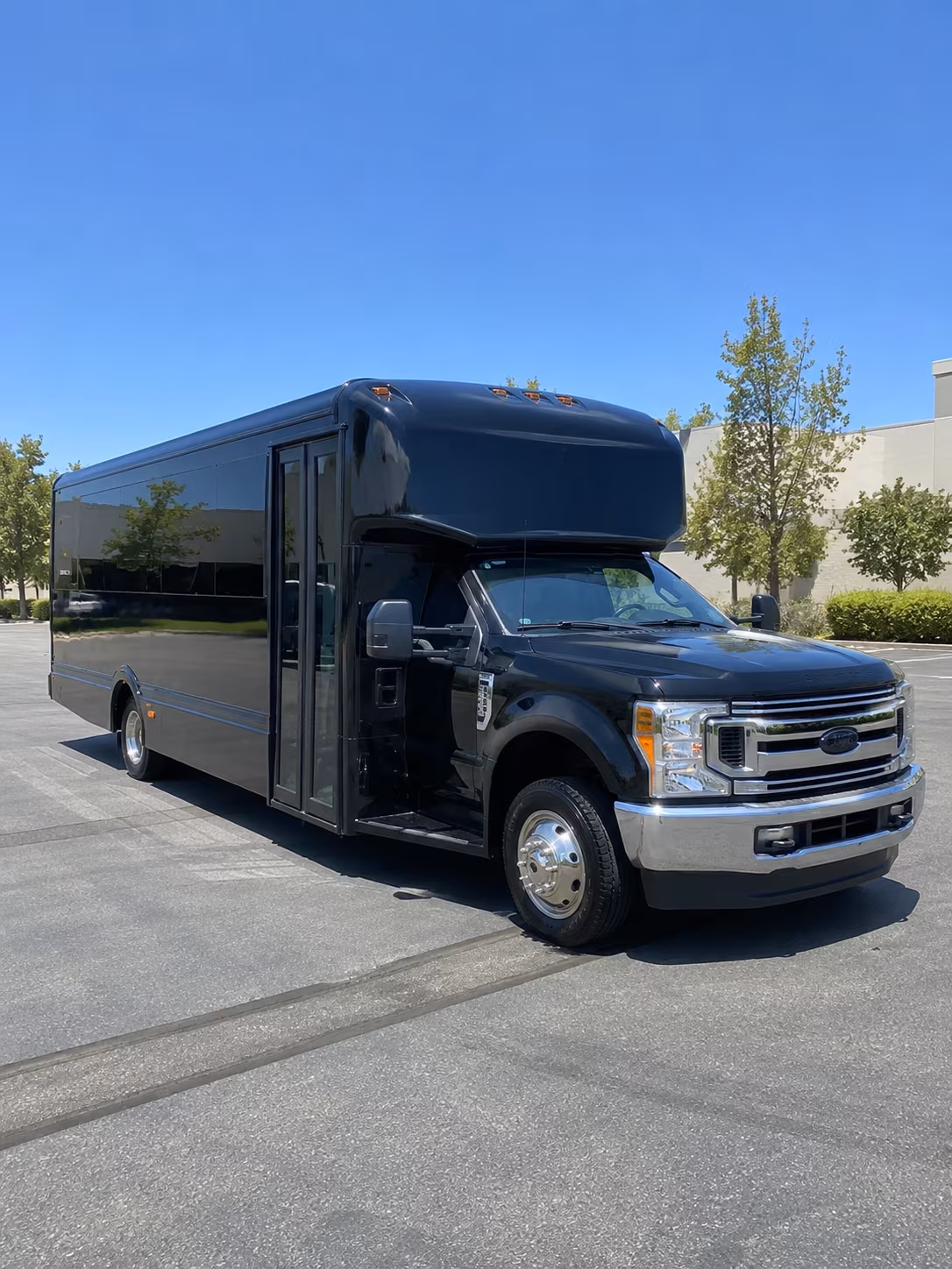 tuscaloosa corporate party bus rental