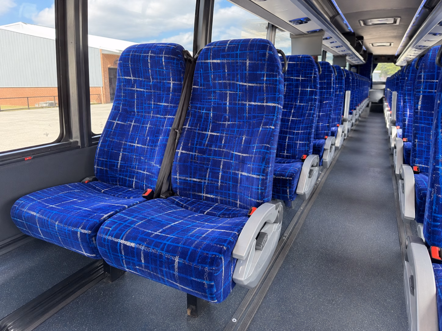 tuscaloosa prom transportation onboard seating