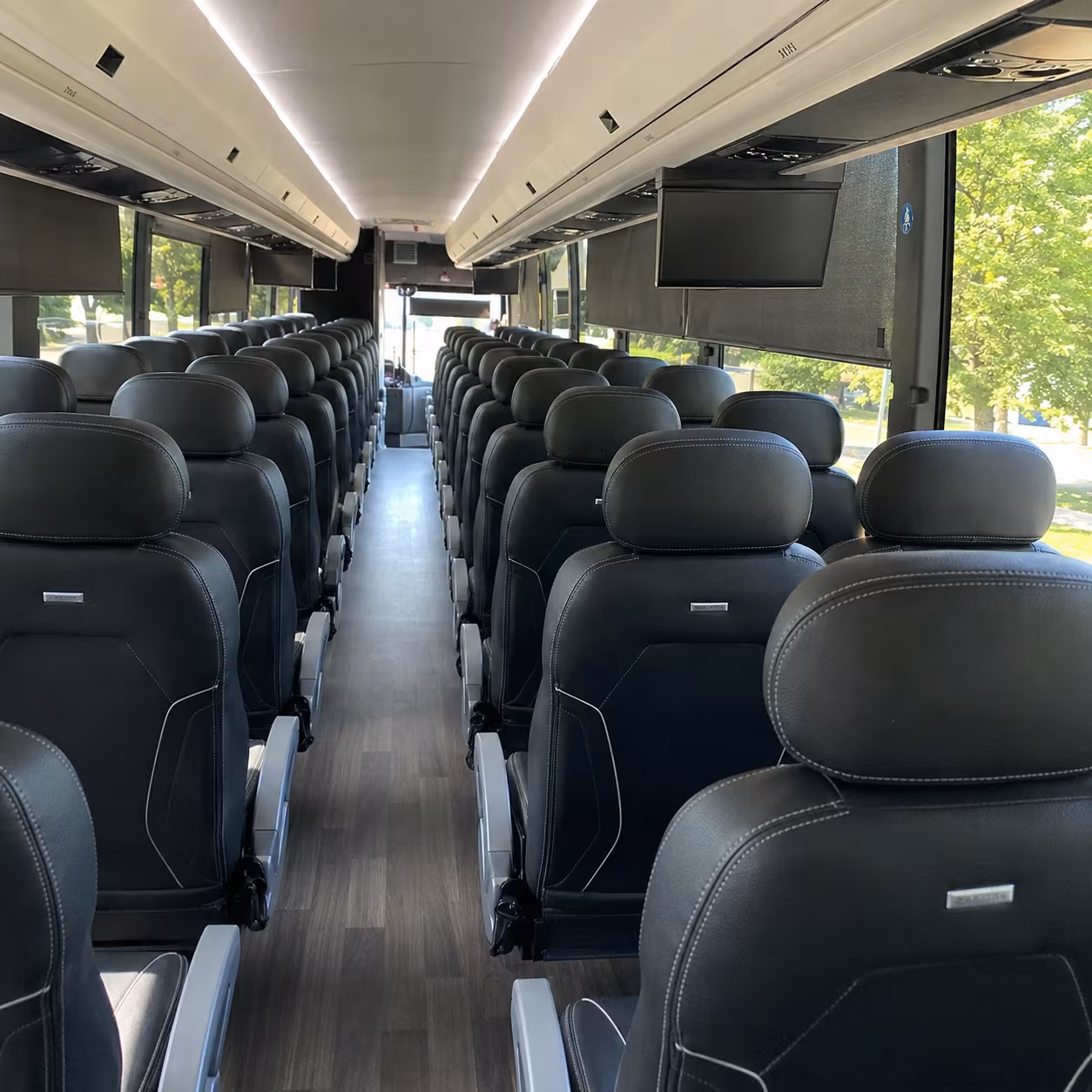 tuscaloosacharterbuscompany com can help you plan youth group retreat transportation in tuscaloosa