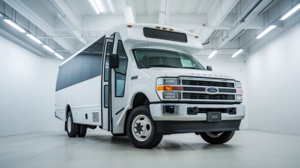 20 passenger minibus columbus