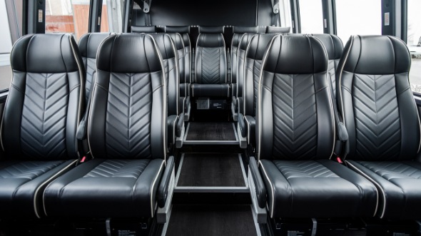 28 passenger minibus rental columbus