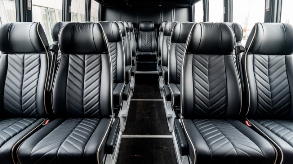 35 passenger minibus rental columbus