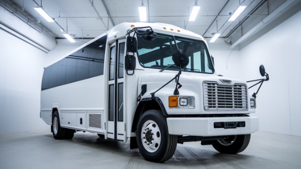 columbus 28 passenger minibus